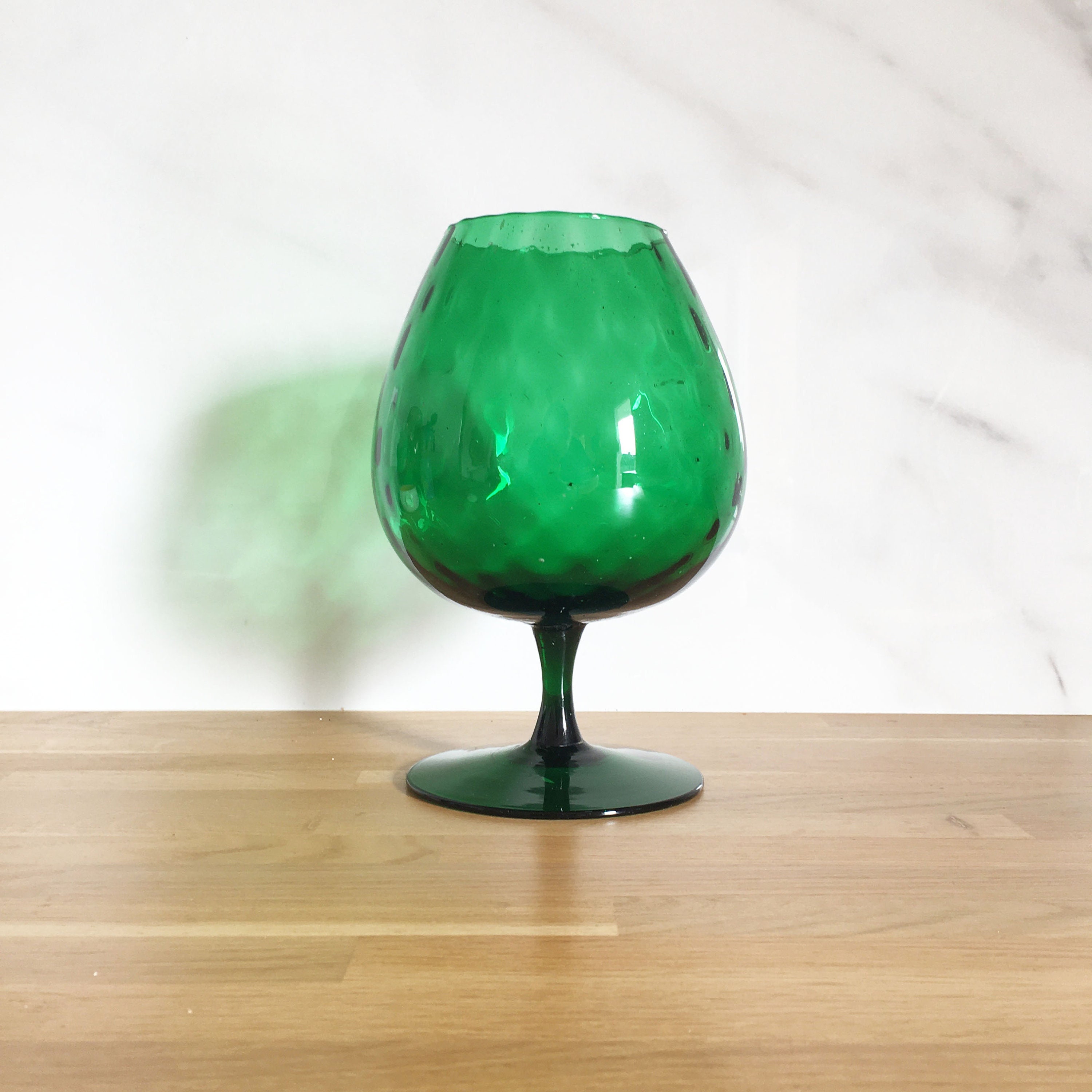 Vase en Verre Soufflé Italien Verrerie Empoli 1960