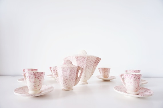 Art Deco pink ceramic coffee set