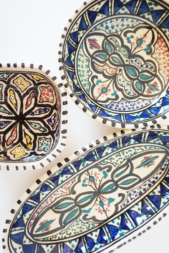 Set of vintage oriental ceramic dishes
