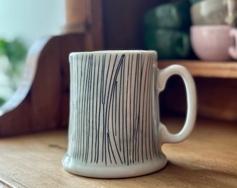 Large Porcelain Tankard Mug - Scraffito Etched Design