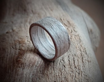 Oak wood rings gray - sustainable wood - handmade rings - eco conscious jewelry - ladies wooden ring - men's wooden ring - ethically sourced