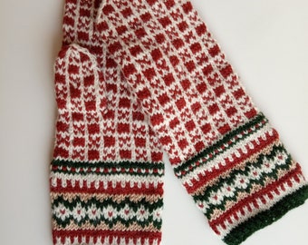 Handmade Latvian mittens, Free Shipping, natural, very soft and warm, wool, terracotta, white, dark green, cream colors