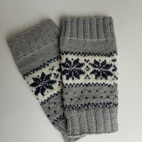 Handmade Latvian leg warmers, gaiters, Free Shipping, 100% natural wool, very soft and warm, grey, blue, white colors