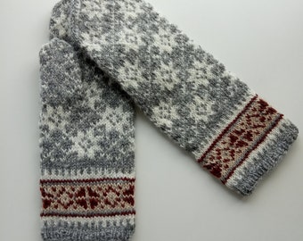 Handmade Latvian mittens, Free Shipping, natural, very soft and warm, natural wool, grey, white, terracotta, cream colors
