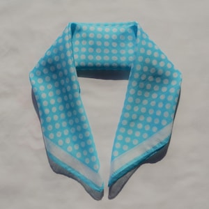 Vintage azul pañuelo pequeña bufanda turquesa lunares bandana cuadrado bufanda cuello bufanda pañuelo punto bufanda azul blanco bandana punto diadema