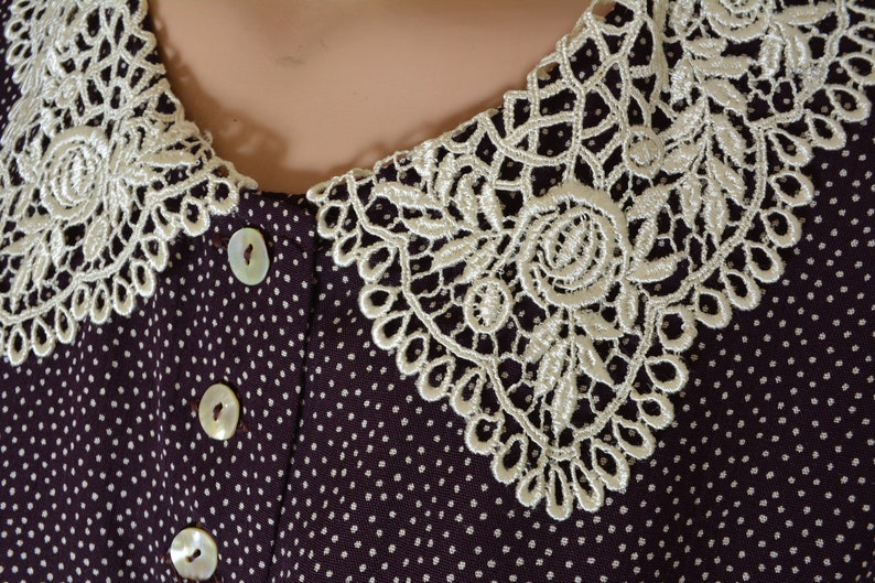 Vintage Blouse with Lace Collar Burgundy Polka Dot Print Long Sleeve Blouse Top with White Ecru Lace Collar Size Large Shell Buttons Shirt