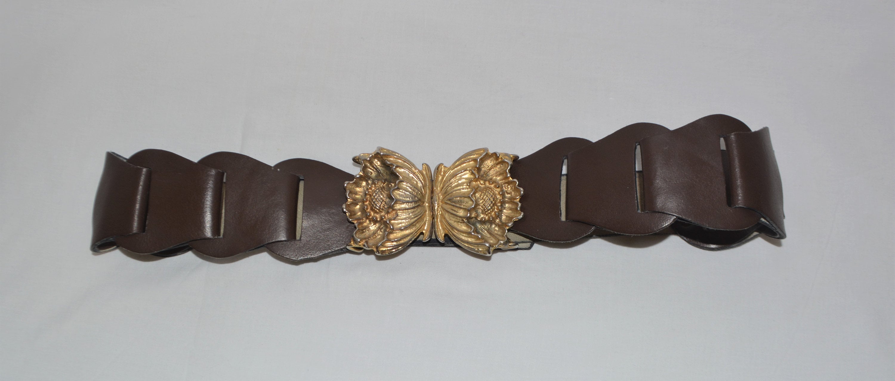 Vintage Women Brown Leather Belt Gold Tone Flower Butterfly 