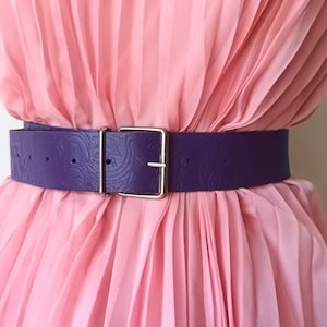Vintage Women&#39;s Purple Leather Waist Belt Genuine Leather Wide Purple Belt Square Silver Tone Buckle Belt Waist Solid Embossed Violet Belt