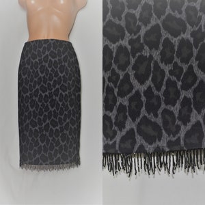 Vintage Women Black Gray Pencil Skirt Size XS/S Animal Print Midi Skirt Beaded Hem Fringes High Waist Leopard Print Knee Length Skirt