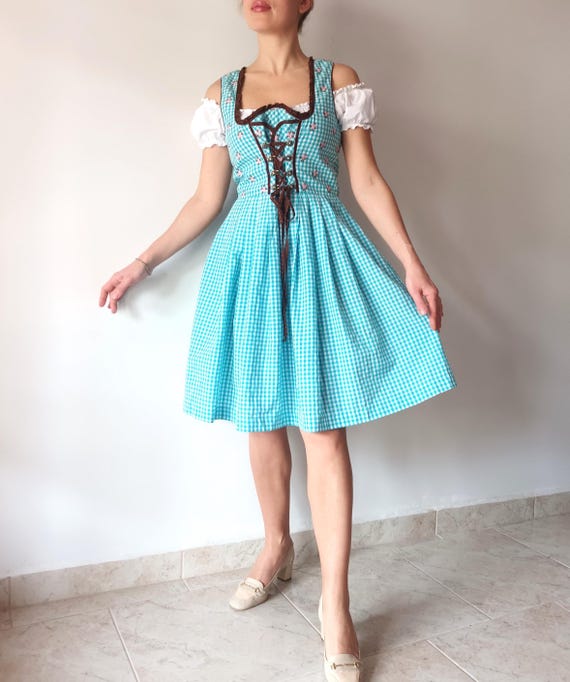 mini banquet dresses Square Neckline Mini Beaded Satin Prom Dresses, Mini Wedding Dresses, –  Berryera