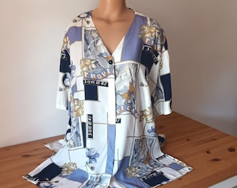 Bluzka damska w kwiaty w stylu vintage, rozmiar XXL, niebieska, granatowa, beżowa, z nadrukiem w kwiaty, z krótkim rękawem, guzikiem, letnia bluzka z wiskozy z dekoltem w serek, z wyrazistym wzorem