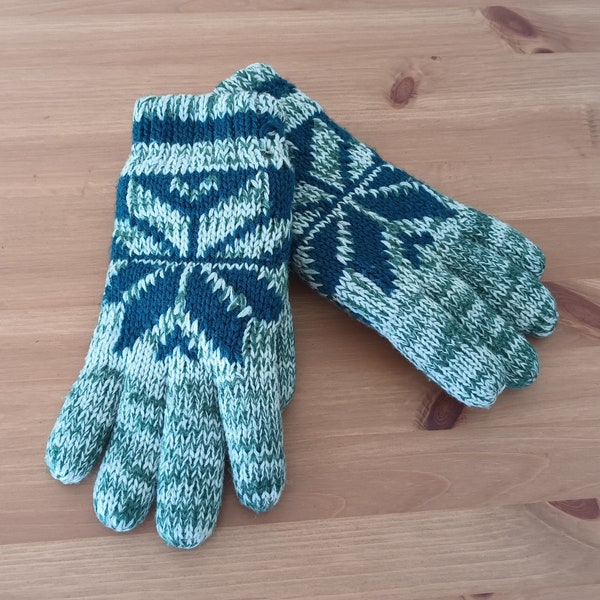 Vintage Men's Women's Gloves Size 8 1/2 M Full Finger Gloves Double Knitted Green Warm Winter Gloves Snowflakes Fairisle Norway Print Gloves