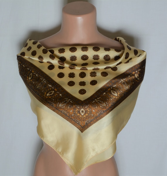 Grande écharpe Carrée Vintage Florale En Satin De Soie