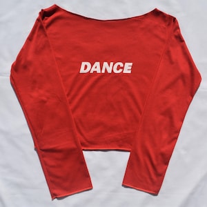 Retro Red Crop Top Size S/M Girls Dance Crop Top Long Sleeve Red Short Top Logo &quot;DANCE&quot; Fashion Short Top Dancewear Outfit Streetwear
