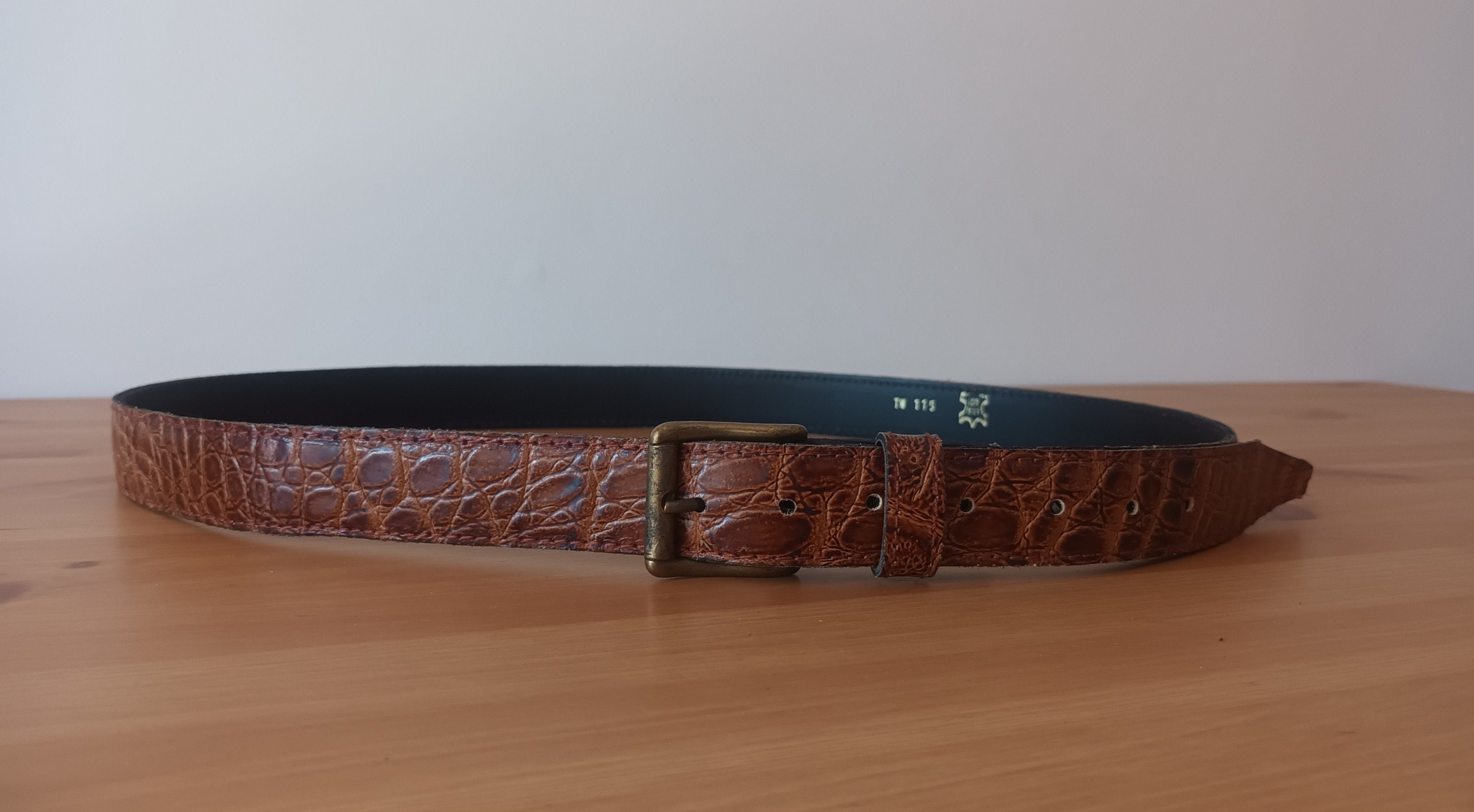 Saddlebred Preppy Retro Brown Belt with Croc Embossed Leather & Goldtone Buckle Vintage Men main image 2