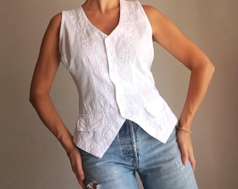 Vintage Damen Baumwollweste Größe M bestickte Weste leichte Gilet Floral Solid Ärmellose Jacke Knöpfe Sommer Boho Hippie leichte Weste