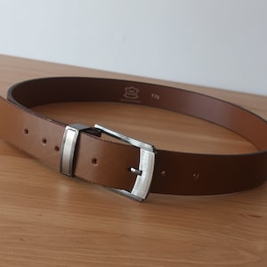 Vintage Men&#39;s Brown Genuine Leather Belt Casual Minimalist Brown Solid Print Belt Silver Square Buckle Leather Tan Belt Made in Greece Belt
