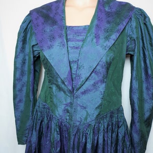 Rare Vintage Women Silk Dirndl Maxi Dress Size S/M Jacquard Green Purple Chameleon Long Dress Long Puffy Sleeve Renaissance Fairytale Dress image 3