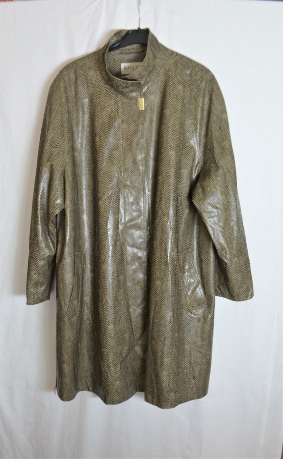 Vintage Basler Women Raincoat Size M/L Windbreake… - image 5