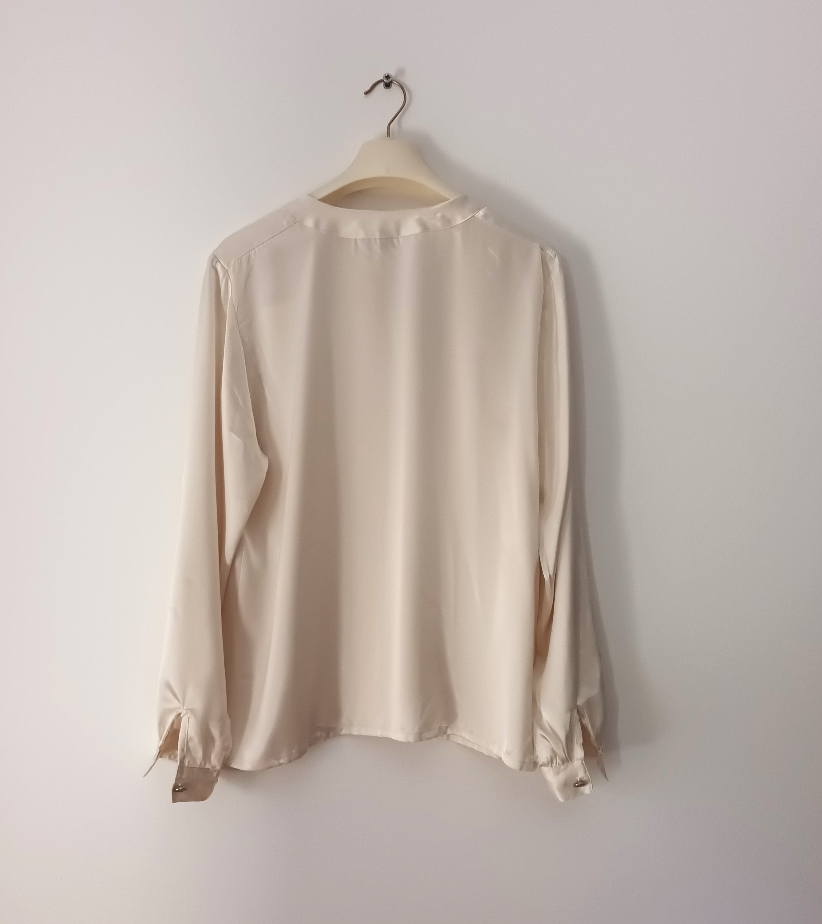 Vintage Women Cream Satin Blouse Size M Ecru Satin Shirt Long 