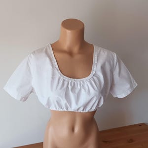 Vintage White Dirndl Crop Top Size M White Cotton Short Top Blouse Trachten Top Under Dress Dirndl Top Short Bra Top White Boho Bustier