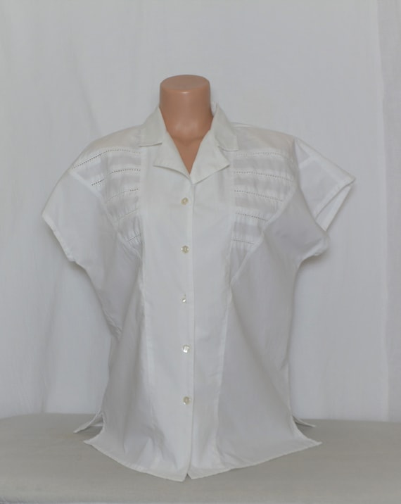 Vintage Women White Shirt Size L Kimono Cap Sleev… - image 1