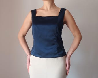 Vintage Frauen Navy Blau Satin Ärmelloses Top Größe M Dark Blue Solid Ärmelloses Top Bustier Blau Satin Korsett Glänzend Cami Top Kostüm Event
