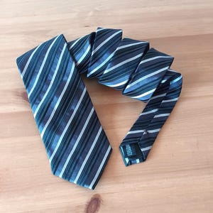 Vintage Men&#39;s Silk Tie Black Gray White Necktie Striped Print Gray Tie Cravate Krawatte Men&#39;s Silk Striped Necktie