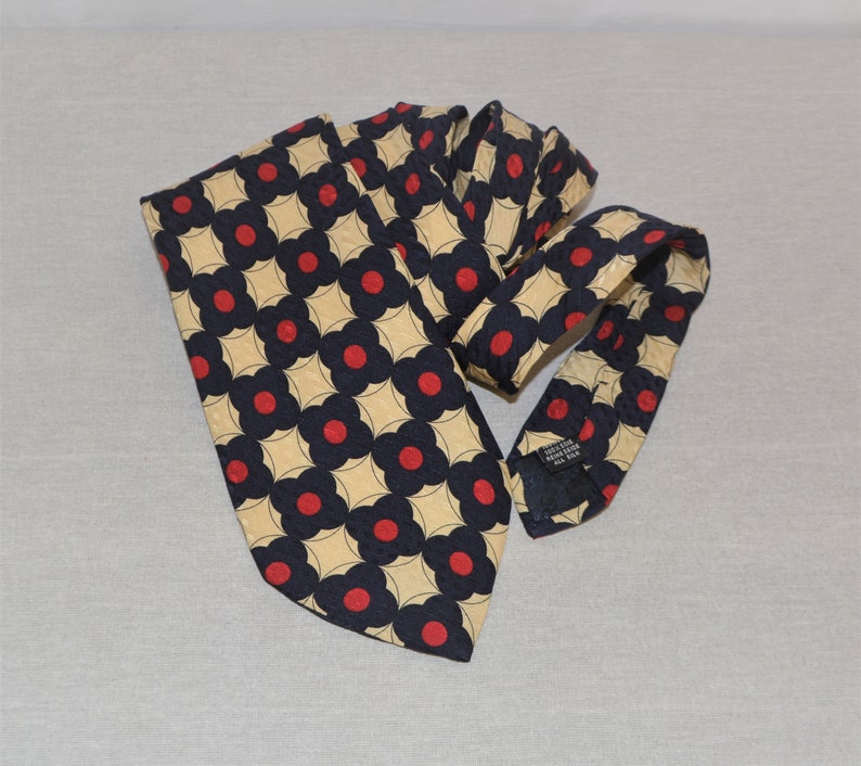 Vintage Gino Rossini Men/'s Silk Tie Red Navy Blue Beige Necktie Floral Print Silk Tie Geometric Print Tie Cravate Krawatte Made in Italy Tie