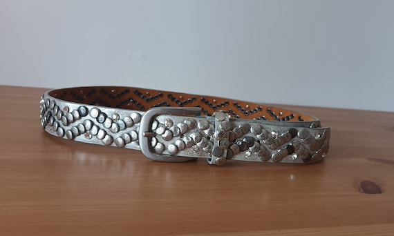 Vintage Women Gray Silver Leather Belt Tooled Ful… - image 1