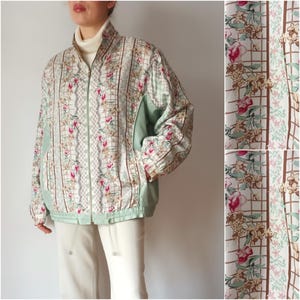 Vintage Women Mint Green Beige Silk Jacket Size L/XL Silk Floral Windbreaker Biege Pink Light Bomber Retro Floral Beige Pastel Green Duster