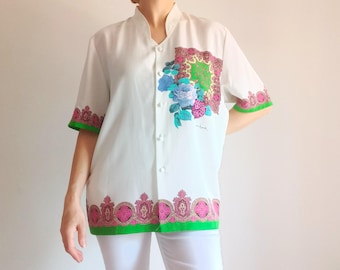 Camicetta vintage da donna a fiori, taglia M, bianca, blu, verde, fucsia, a maniche corte, con fiori vistosi, top con grandi fiori, Made in Italy.
