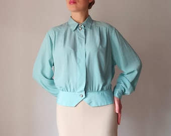 Blusa feminina vintage verde-clara tamanho G, verde-menta, curta, com botões, gola, manga comprida, lisa, estilo retrô anos 80, cor pistache.