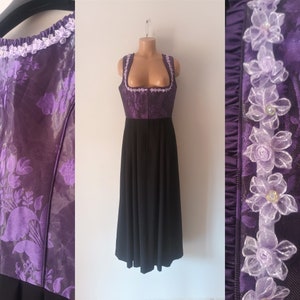 Vintage Dirndl Maxi Dress Size M/40 Purple Black Floral Dress Sleeveless Corset Zip Dress Austrian Folk Trachten Oktoberfest Flowers Dress