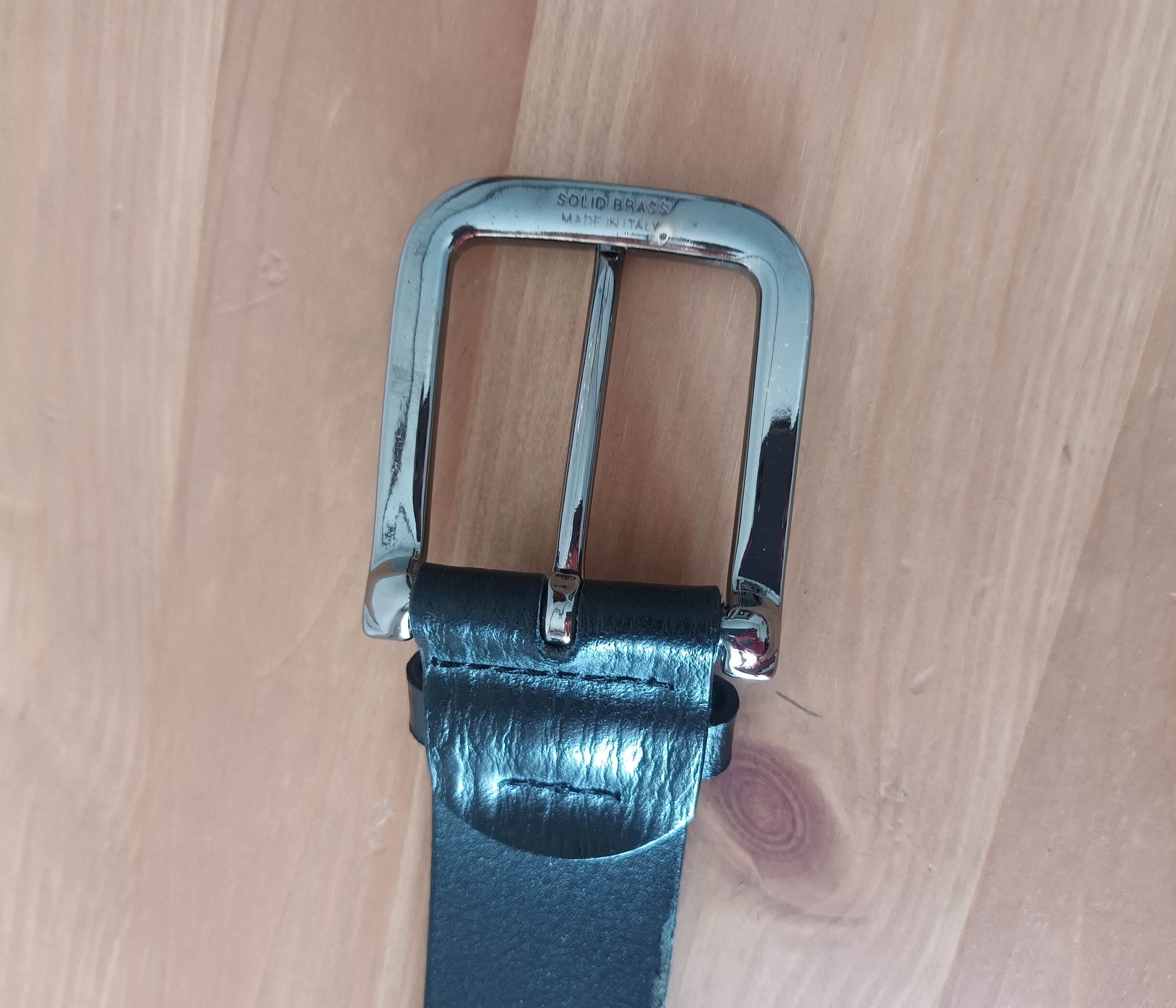 Like New! Vintage Genuine Italian Leather Black Belt With Solid Brass Buckle Vintage 1.75 main image 4