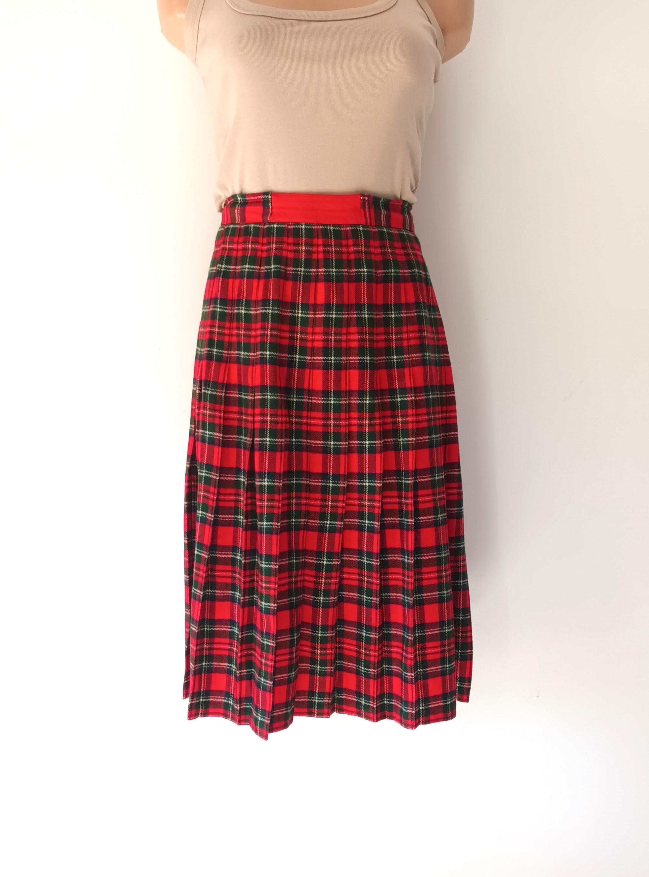 Vintage Women Red Plaid Pleated Skirt Size S Red Black Midi