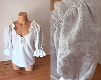 Vintage Women White Dirndl Top Size 38/M Cotton Linen Embroidered Puffy Balloon Short Sleeves Trachten Romantic Top Milkmaid Princess Top