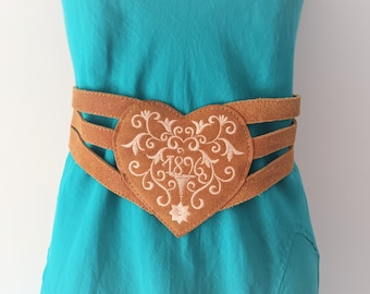 Vintage Women Brown Suede Embroidered Austrian Dirndl Belt Size 100 Wide High Waist Belt Floral Print Trachten Bavarian Tan Tyrol Suede Belt