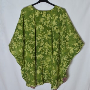 Zielony bawełniany top w stylu vintage tie-dye w kwiaty, kaftan, boho, designerska tunika, poncho, wszystkie rozmiary w jednym, letni top plażowy, tunika, zielony tie-dye, poncho, luźny top