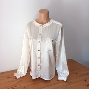 Vintage Women Cream Satin Blouse Size M Ecru Satin Shirt Long Sleeve Nice Buttons Solid Satin Shine Off White Silky Top Casual Work
