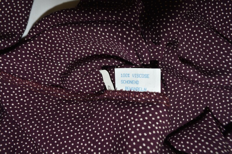 Vintage Blouse with Lace Collar Burgundy Polka Dot Print Long Sleeve Blouse Top with White Ecru Lace Collar Size Large Shell Buttons Shirt