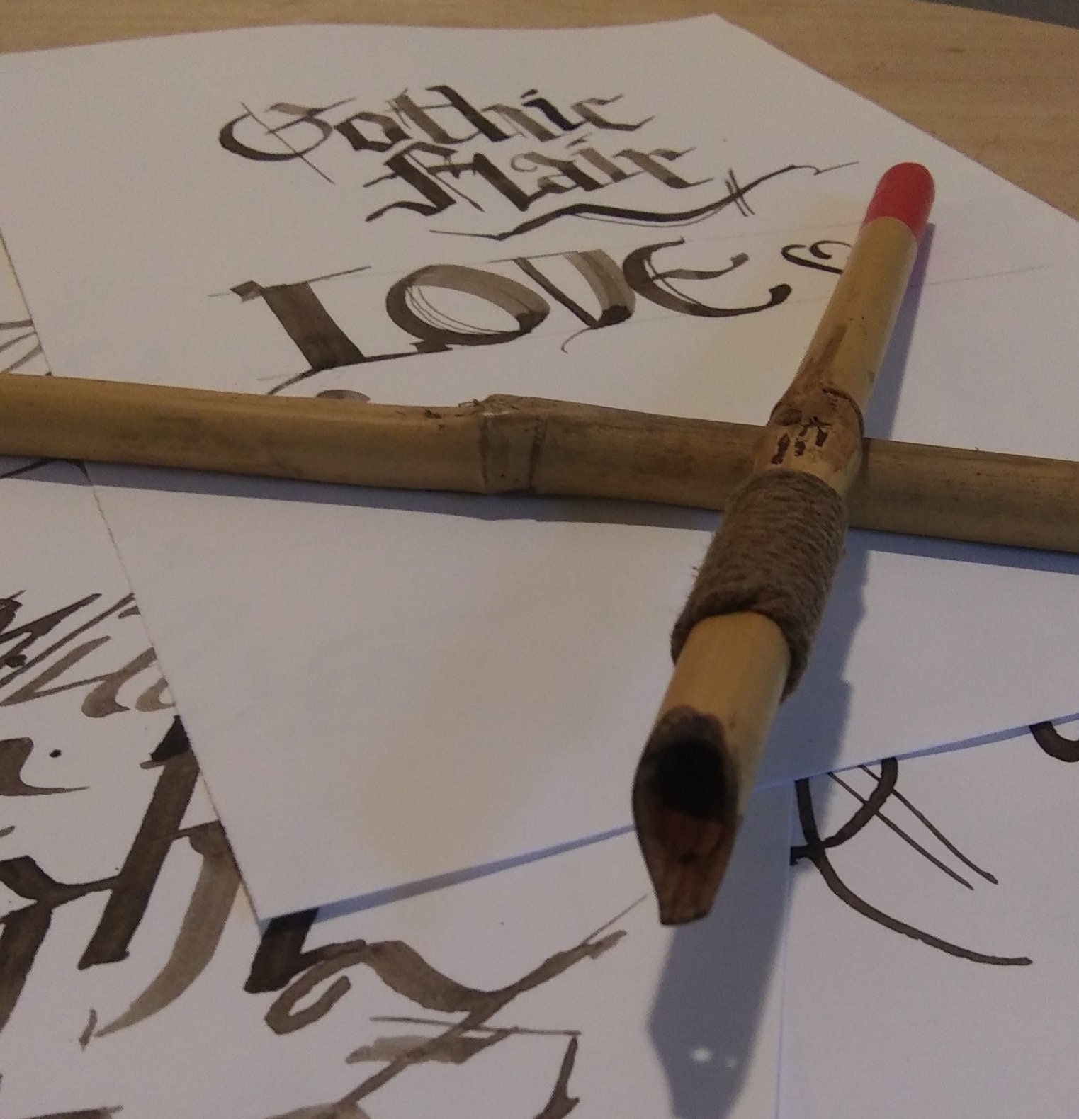 Caligraphy Reed Handcrafted Gothic Flair Reed Pen – Blackletter & Manuscript ...