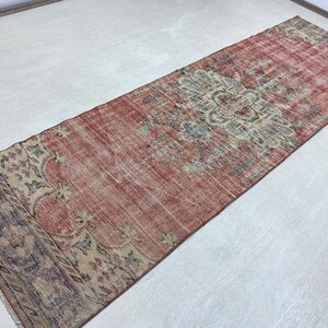 Turkish Runner Rug 3x9, Vintage Runner Rug, Turkish Boho Rug, Red Runner Rug, Vintage Kitchen Rug, Entryway Runner Rug, Decor,2.6x8.9 ft