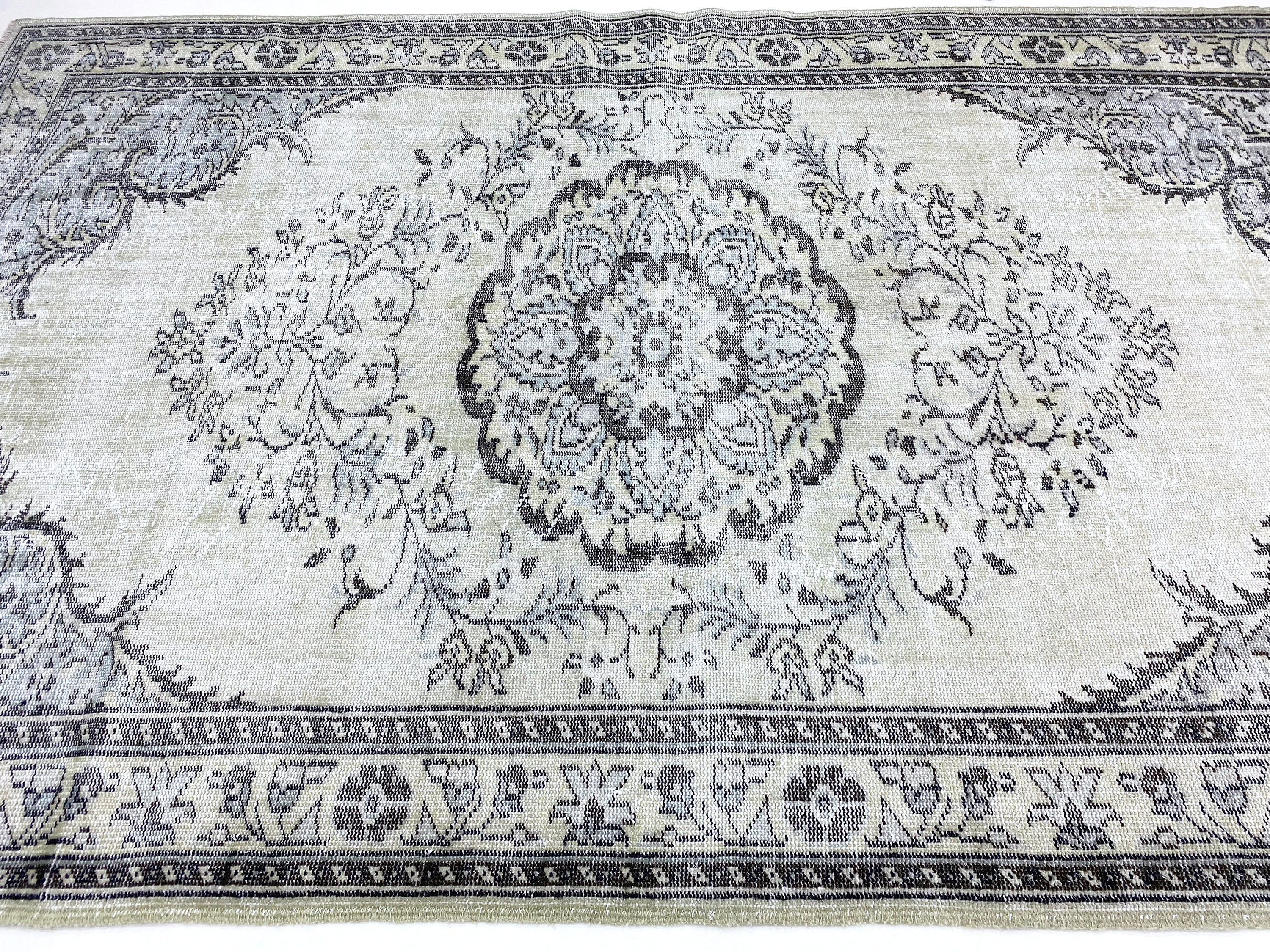 Neutral Rug 6x9 Vintage Pale Green Large Rug Turkish Boho Etsy UK