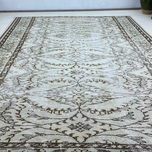 6x9 OUSHAK RUG, Vintage Area Rug, Green Turkish Boho Rug, Pale Green Handmade Rug, Home Decor, Living Room Rug, Bedroom Rug, 5.6x8.5 ft