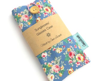 Floating Glasses Case For Men & Women, Soft Zippered Eyeglass Case With Clip Camouflage Pink