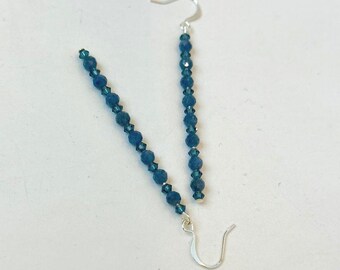 Facettierte Blauer Saphir und Kristall Ohrringe