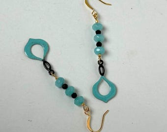 Aquamarin, Jet Glas und Emaille Ohrringe