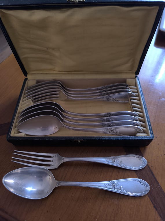 Joseph Buisson 5 silver-plated metal spoons and 5 forks in Marly style in a box
