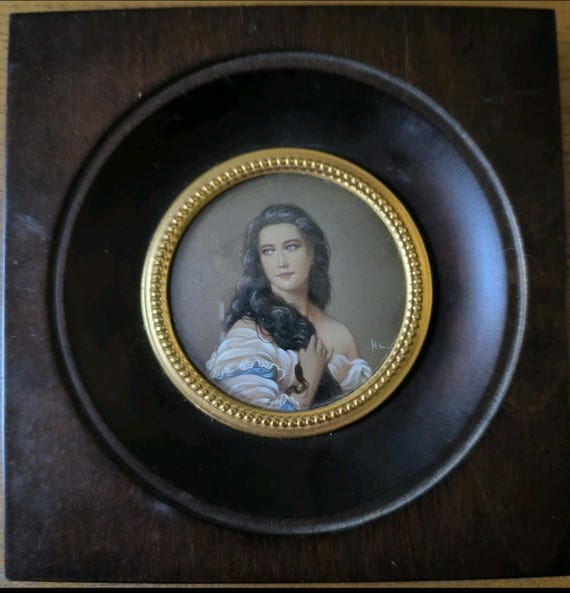 Miniature portrait "Madame Rimsky Korsakov" signed Hil in the style of the 18th century